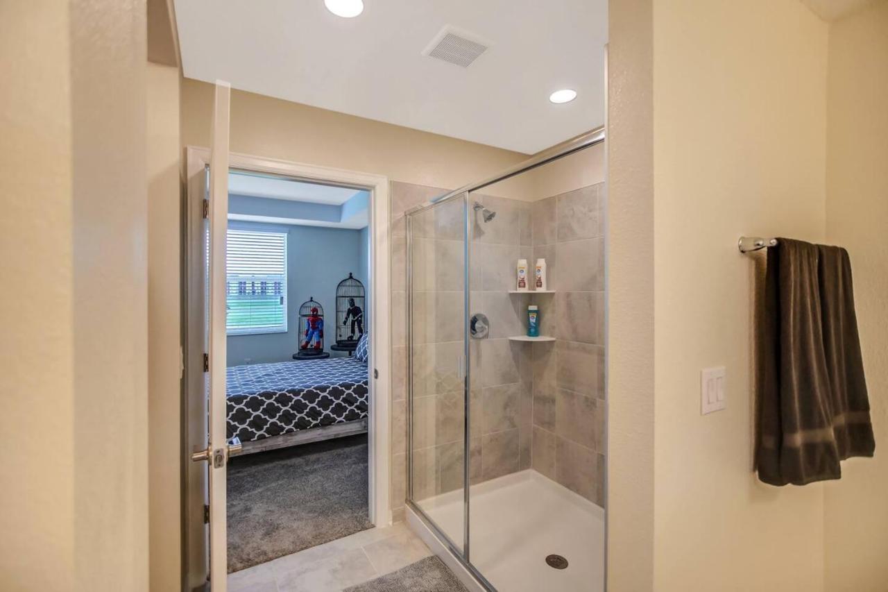 H - New 2 Bedroom - 5 Miles To - Free Water Park * Kissimmee