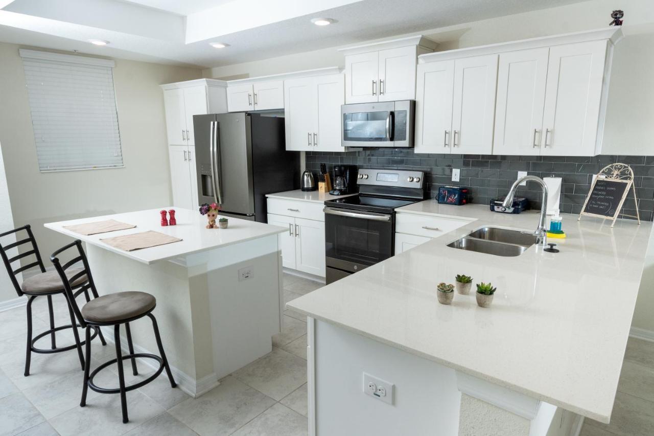 H - New 2 Bedroom - 5 Miles To - Free Water Park